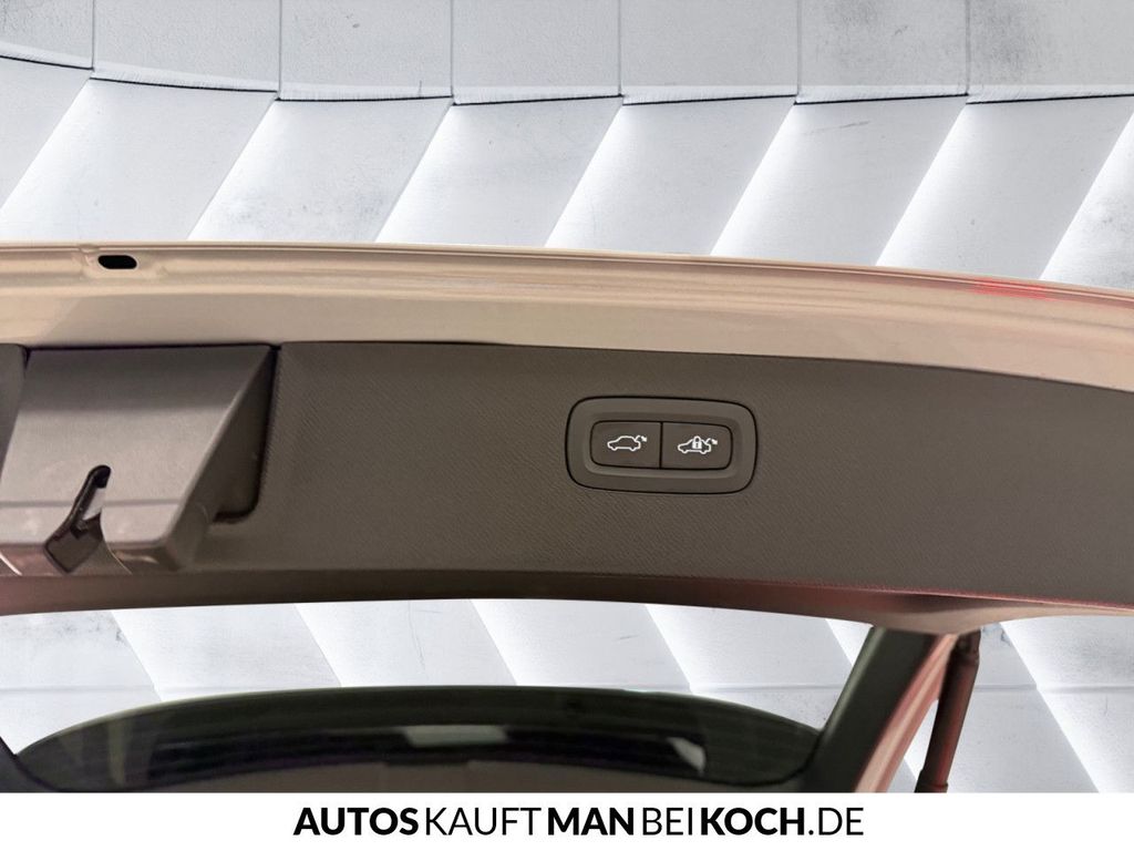 Volvo XC90 2023