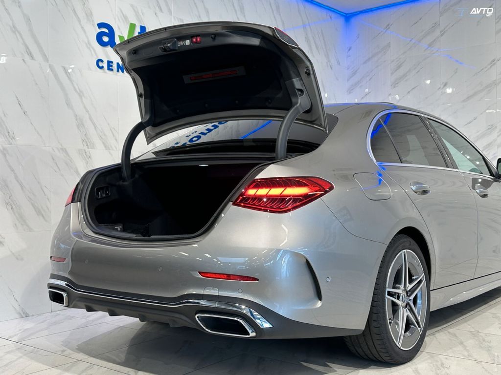 Mercedes-Benz C 200 2024