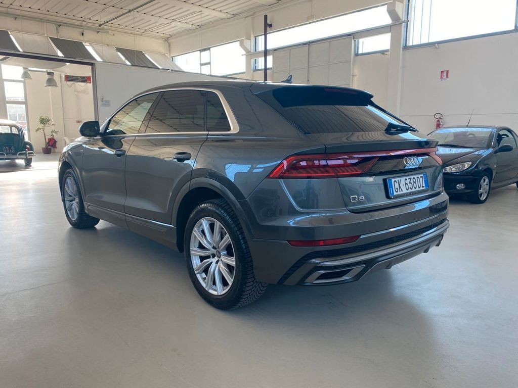 Audi Q8 2022