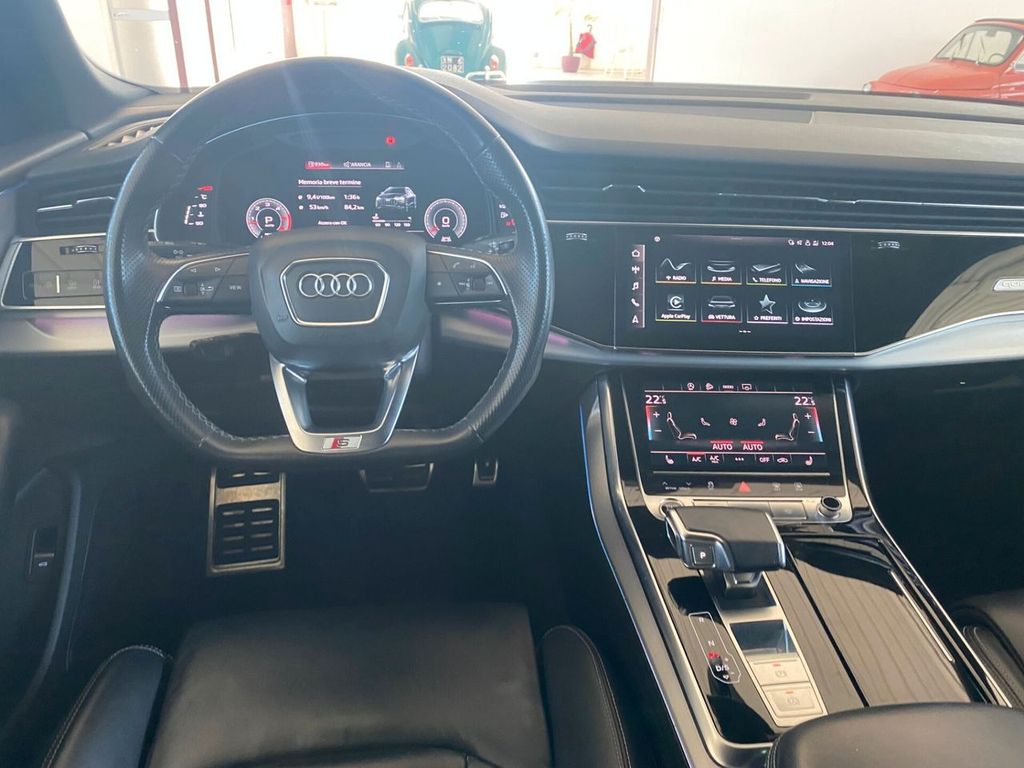 Audi Q8 2022