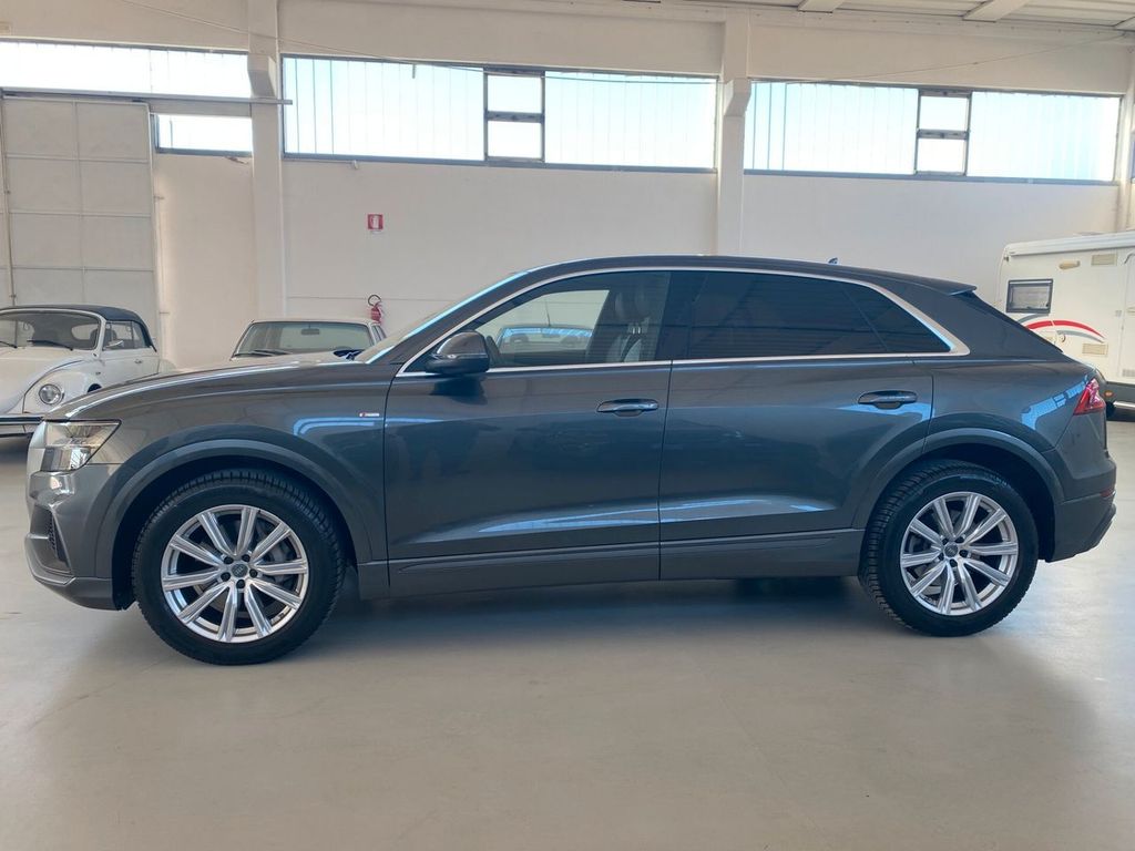 Audi Q8 2022