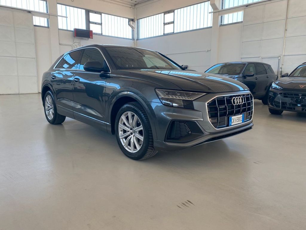 Audi Q8 2022