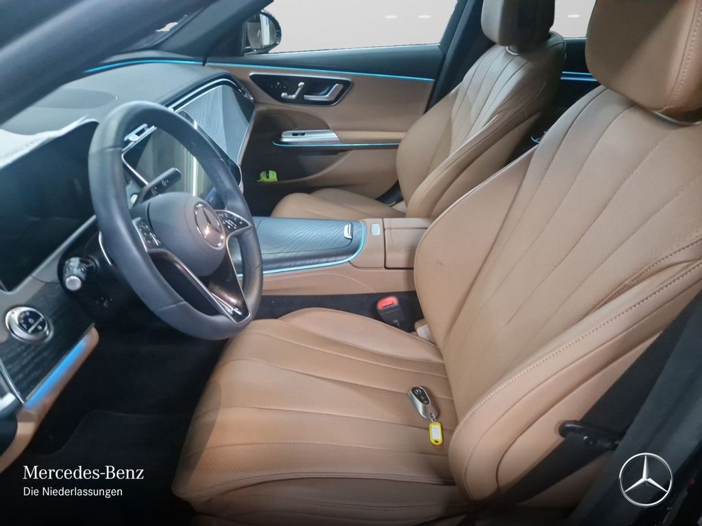 Mercedes-Benz E 300 2025