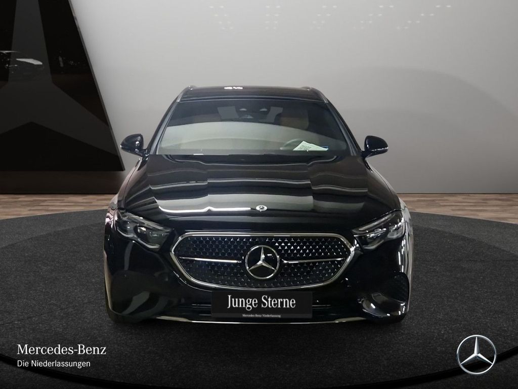 Mercedes-Benz E 300 2025
