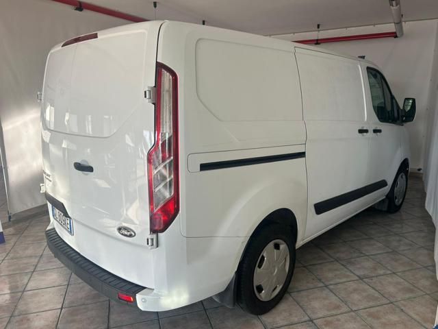 Ford Transit Custom 2023