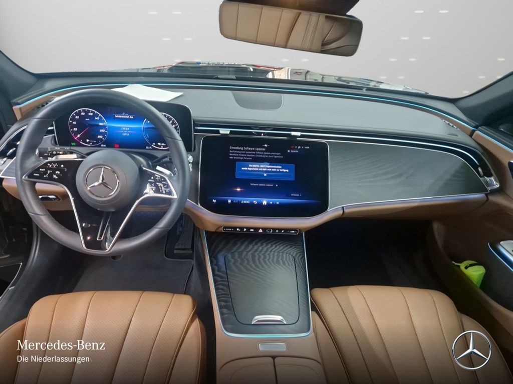 Mercedes-Benz E 300 2025