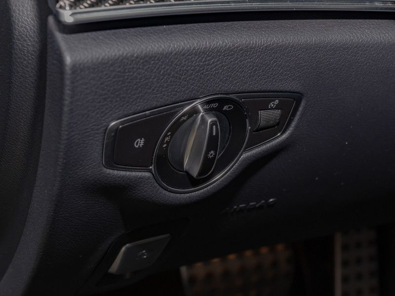 Mercedes-Benz E 300 2022