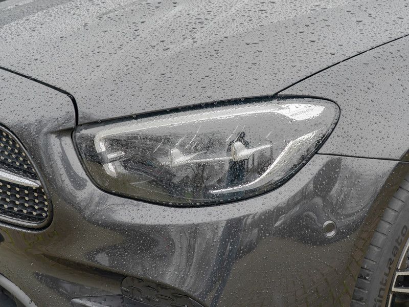 Mercedes-Benz E 300 2022