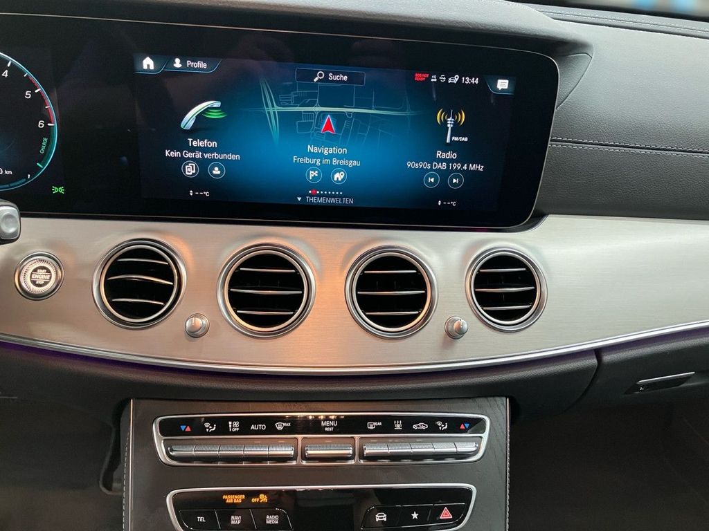 Mercedes-Benz E 300 2022