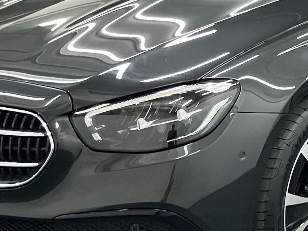 Mercedes-Benz E 300 2022