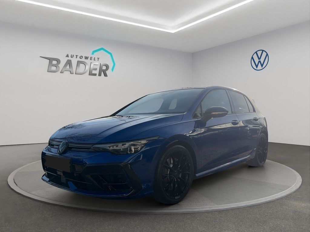 Volkswagen Golf 2025