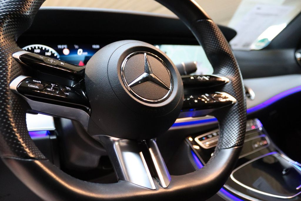 Mercedes-Benz E 300 2022