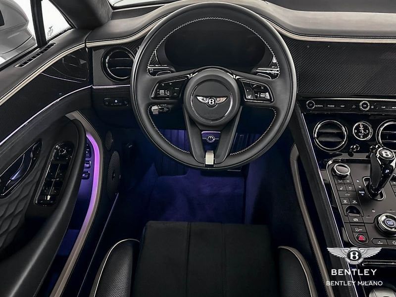 Bentley Continental 2024