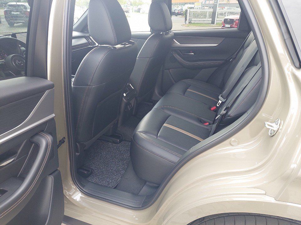 Mazda CX-60 2025