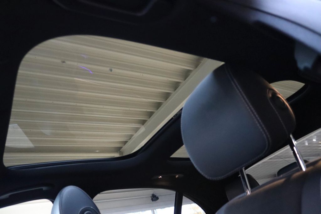 Mercedes-Benz E 300 2022