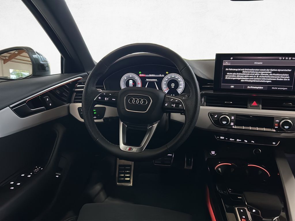 Audi A4 2024