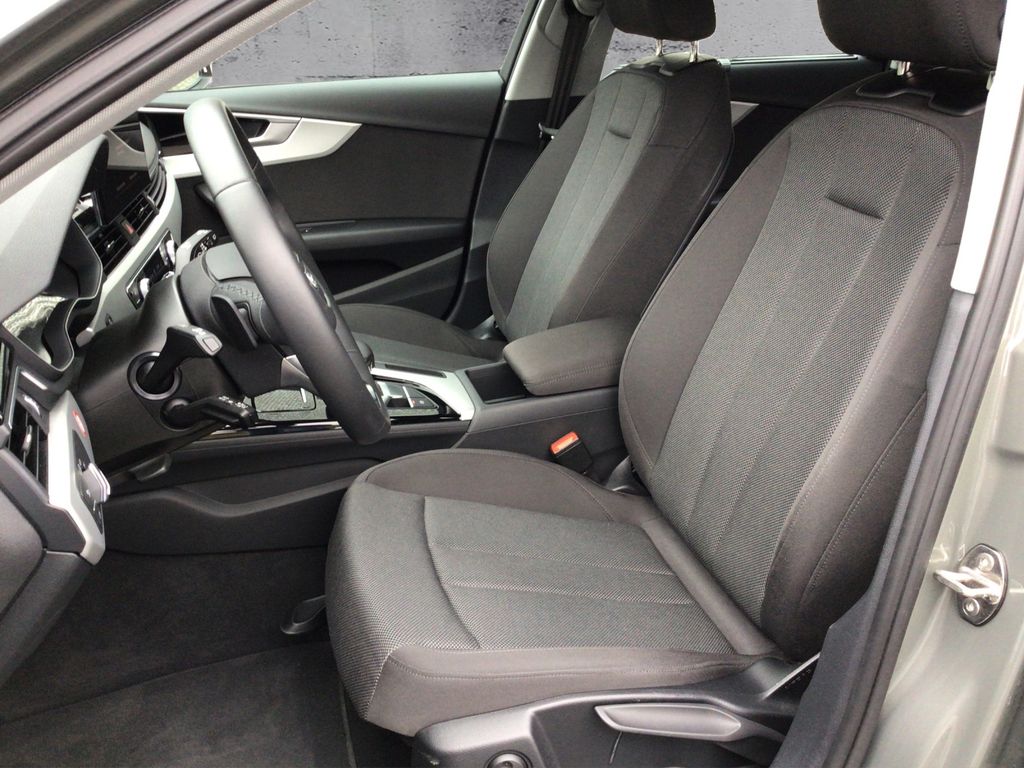 Audi A4 2024