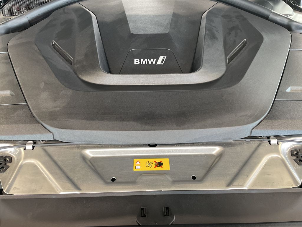 BMW i4 2025