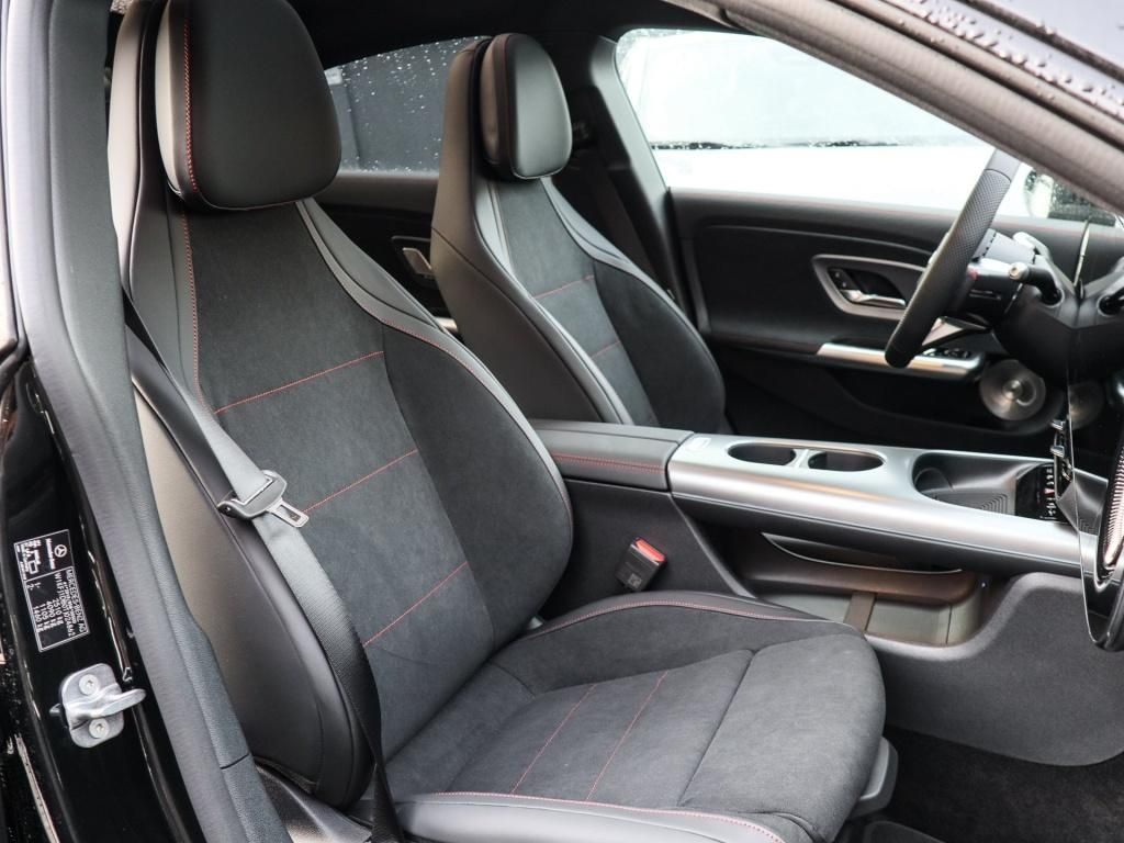 Mercedes-Benz CLA 250 2025