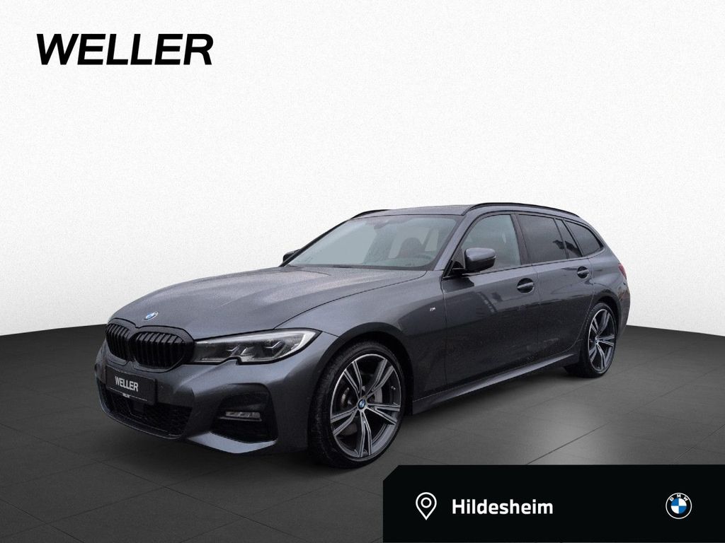 BMW 330 2022