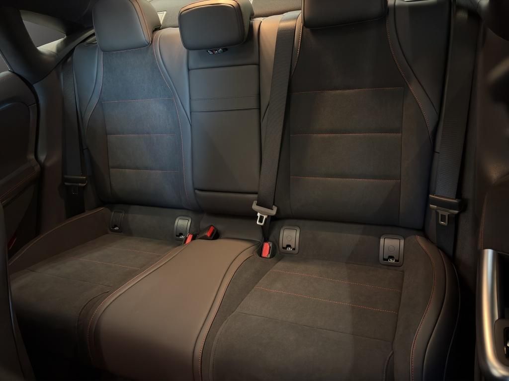 Mercedes-Benz CLA 250 2025