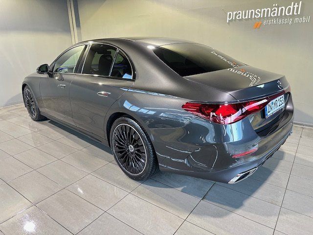 Mercedes-Benz E 220 2025