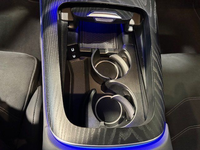 Mercedes-Benz E 220 2025