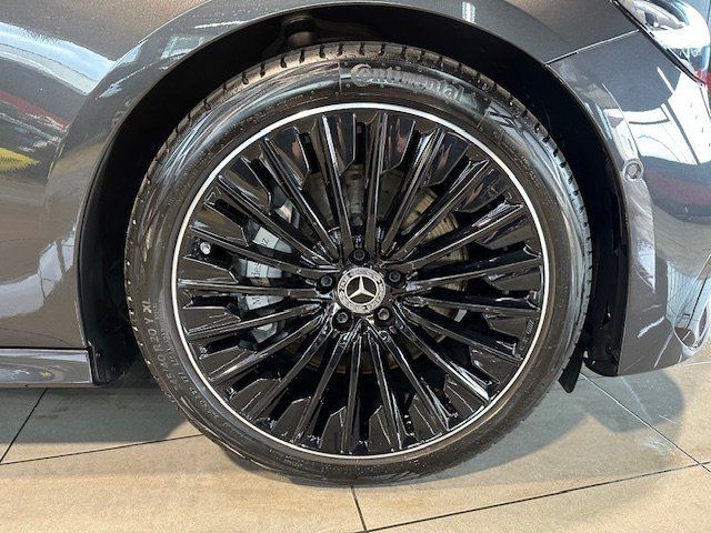 Mercedes-Benz E 220 2025