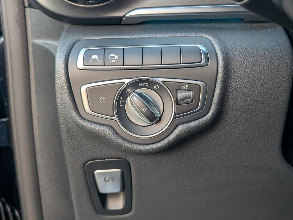 Mercedes-Benz EQV 2021