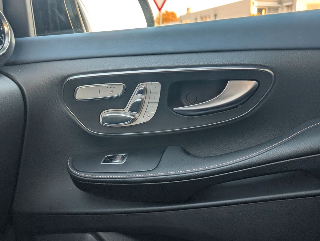 Mercedes-Benz EQV 2021