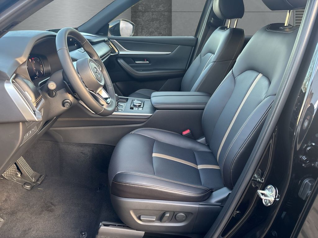 Mazda CX-60 2025