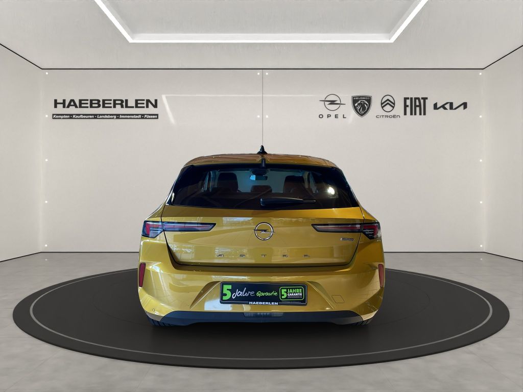 Opel Astra 2022