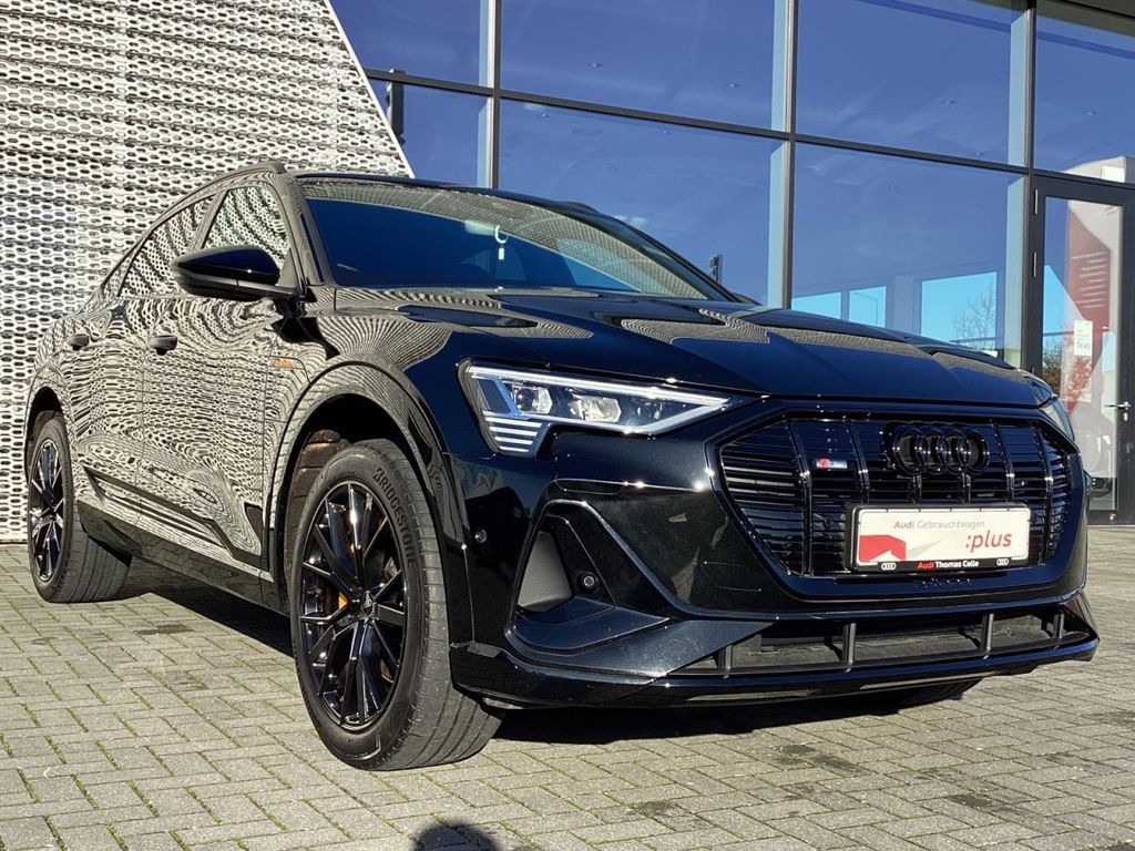 Audi e-tron 2022