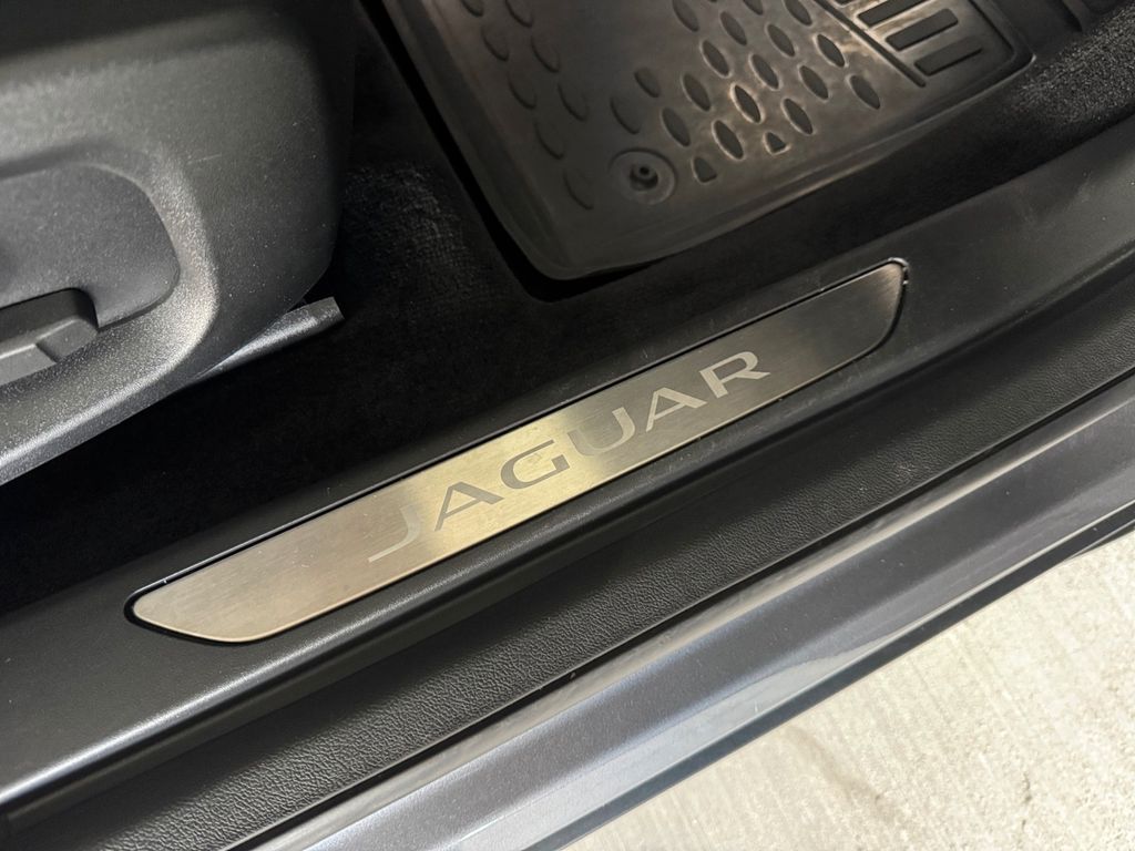 Jaguar I-Pace 2023