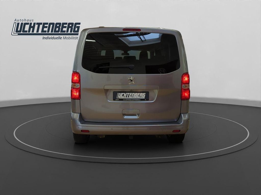 Peugeot Traveller 2021