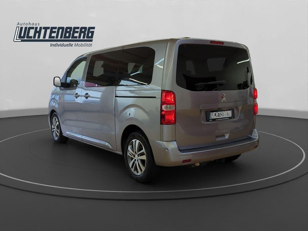 Peugeot Traveller 2021