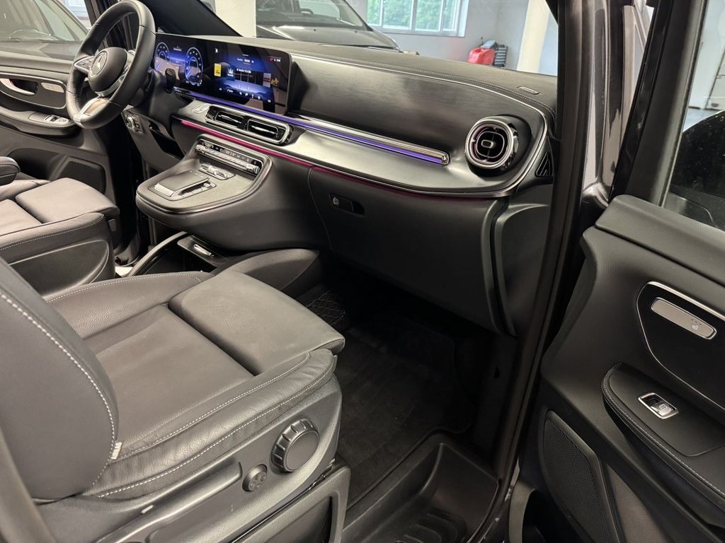 Mercedes-Benz EQV 2024