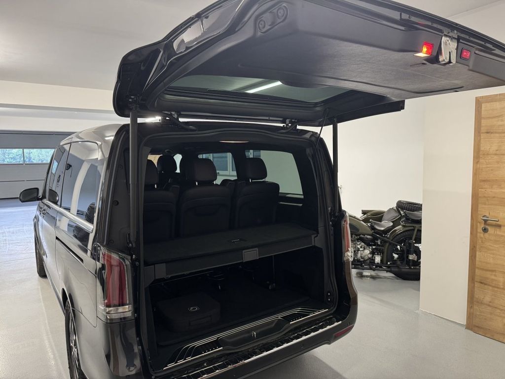 Mercedes-Benz EQV 2024