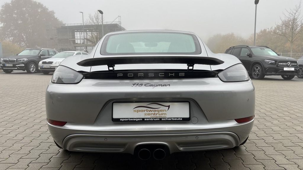 Porsche Cayman 2024