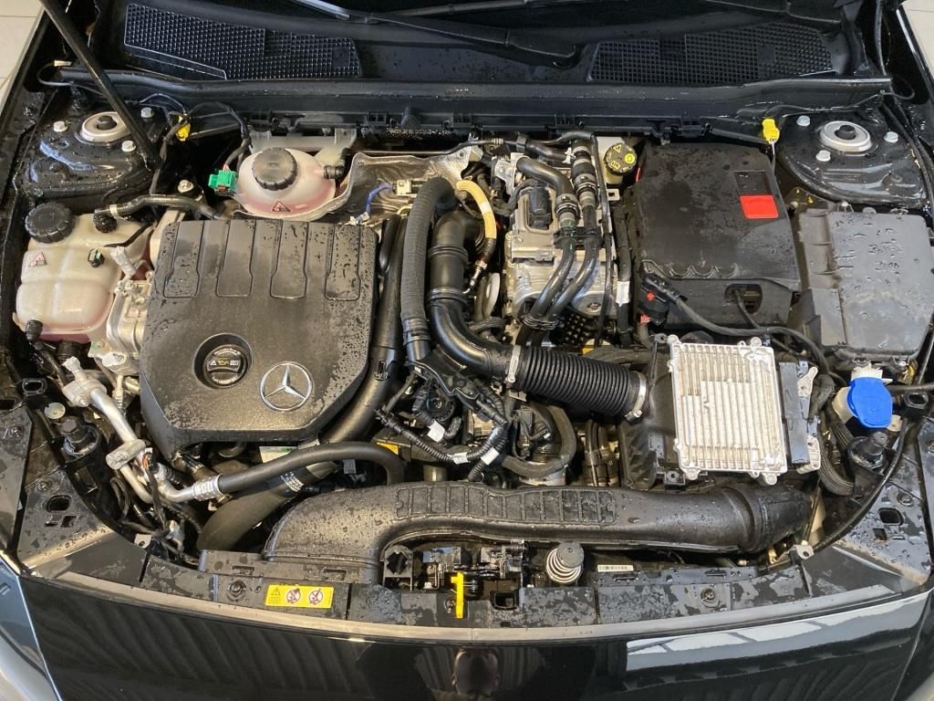Mercedes-Benz A 250 2024