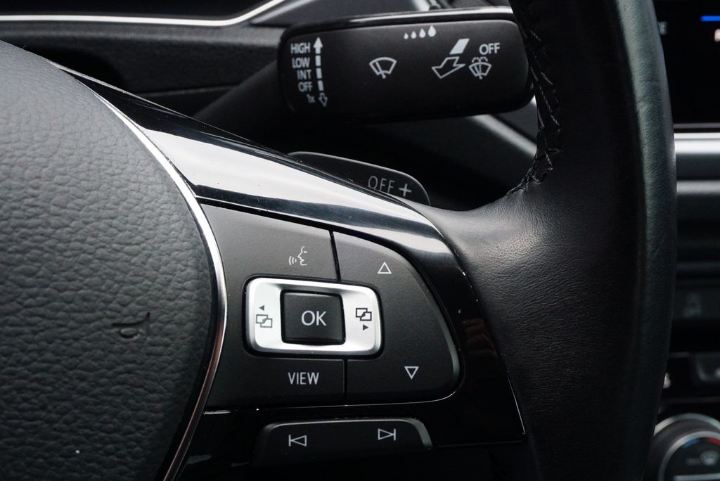 Volkswagen T-Roc 2021