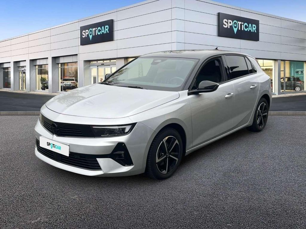Opel Astra 2024