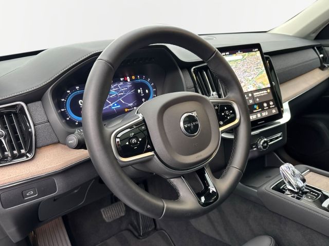 Volvo XC90 2025