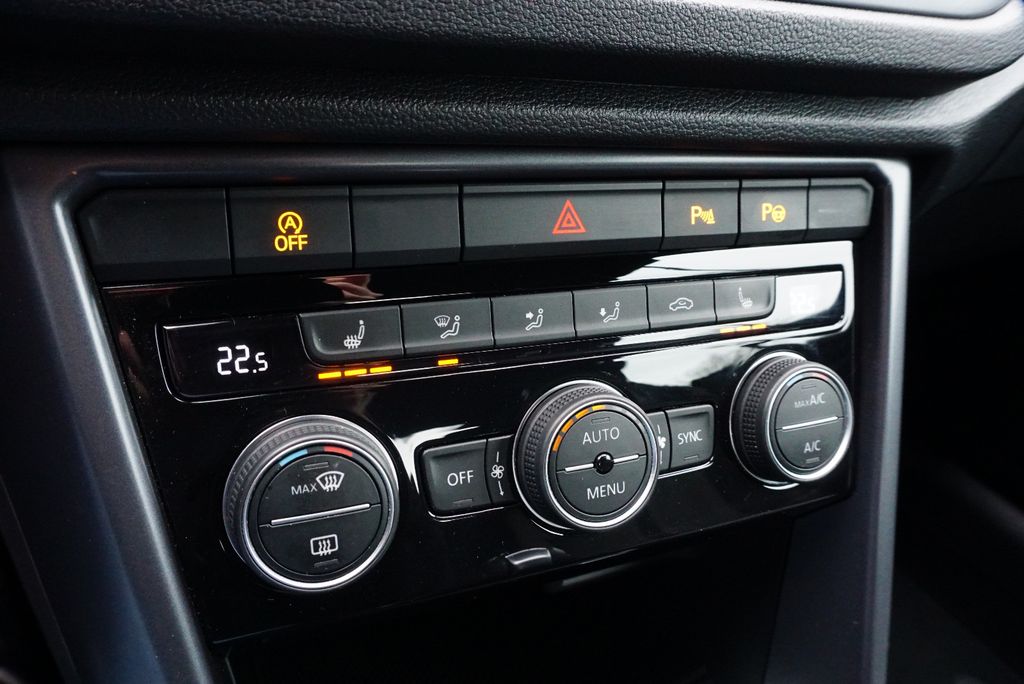 Volkswagen T-Roc 2021