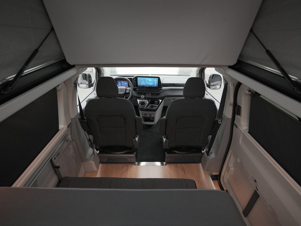 Ford Tourneo Custom 2025