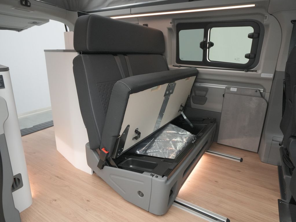 Ford Tourneo Custom 2025