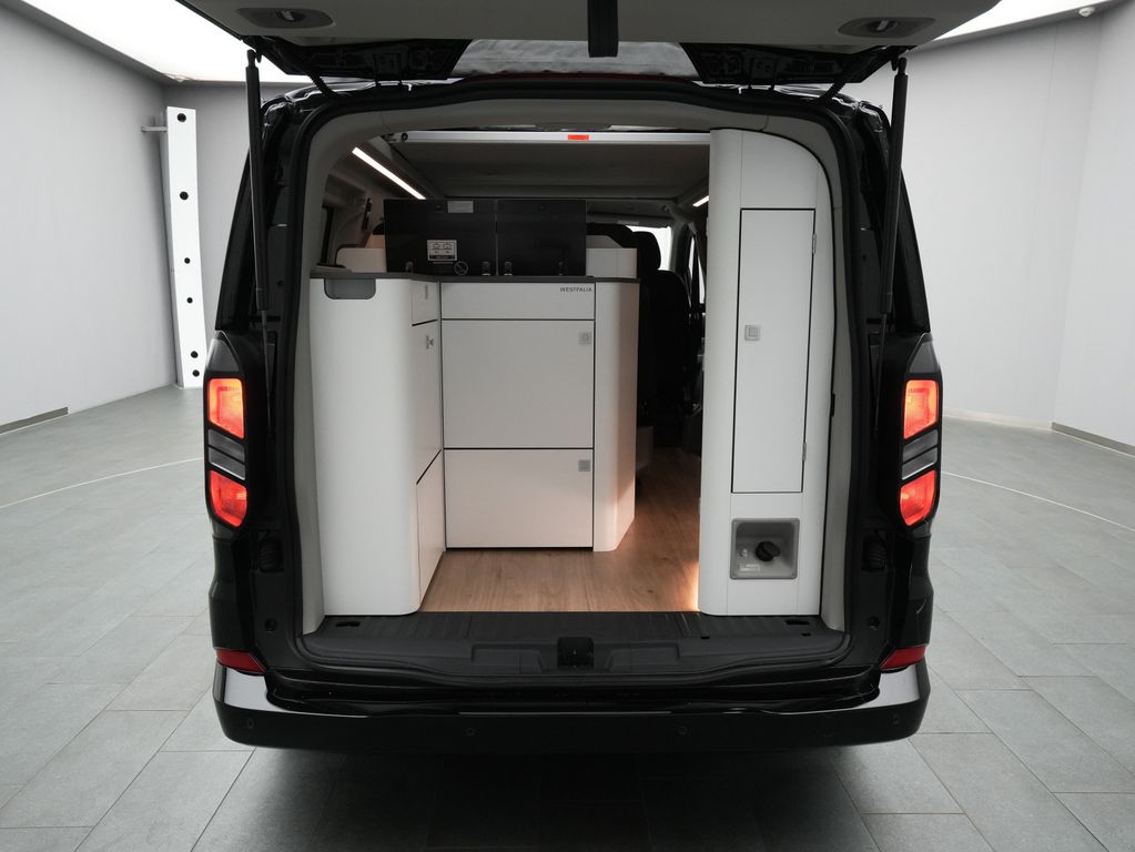 Ford Tourneo Custom 2025