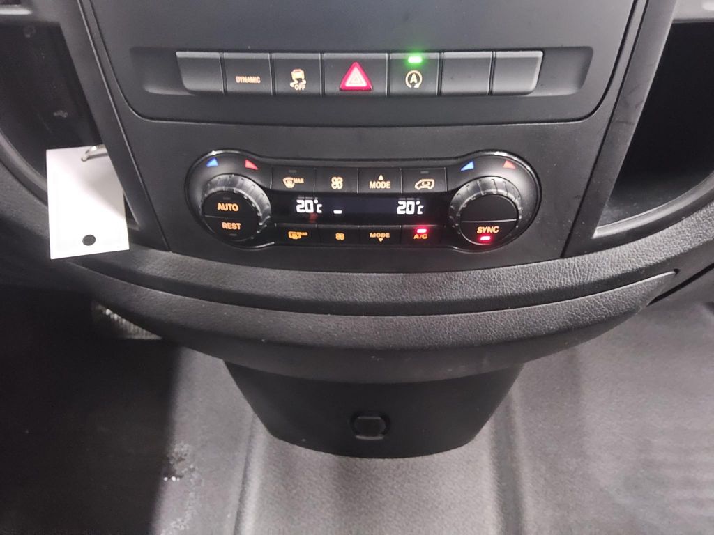 Mercedes-Benz Vito 2023