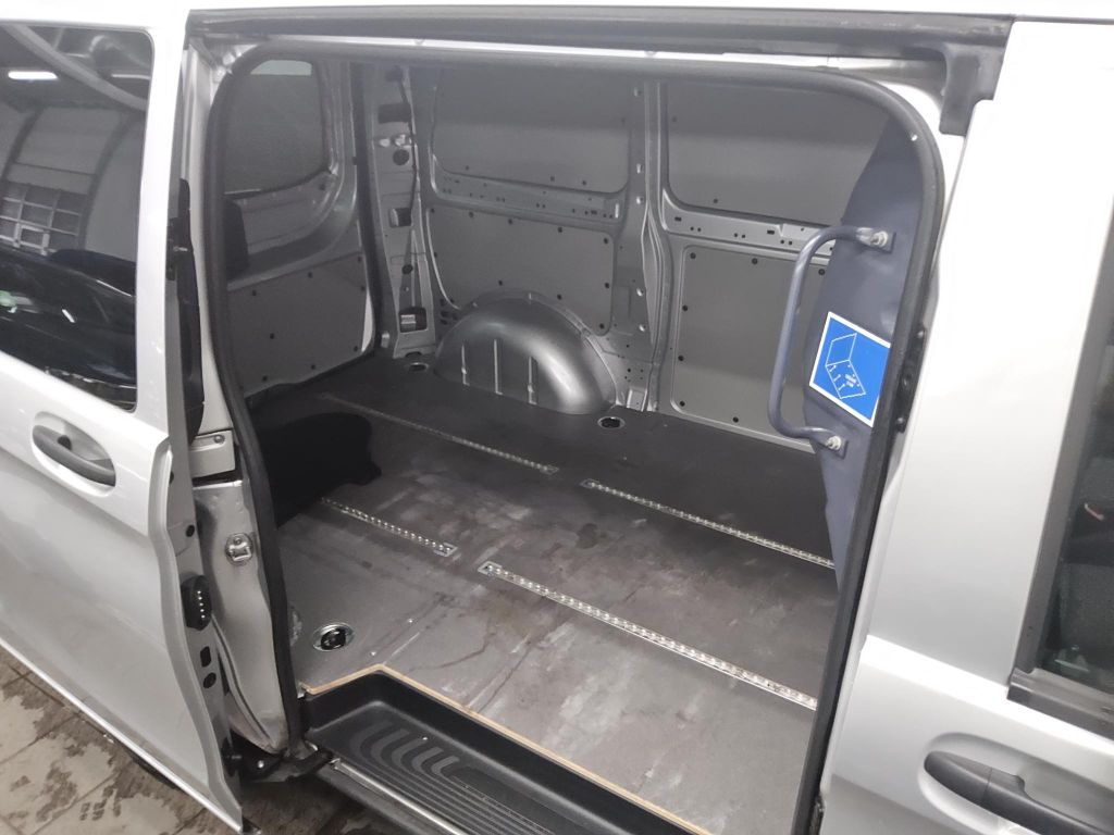 Mercedes-Benz Vito 2023