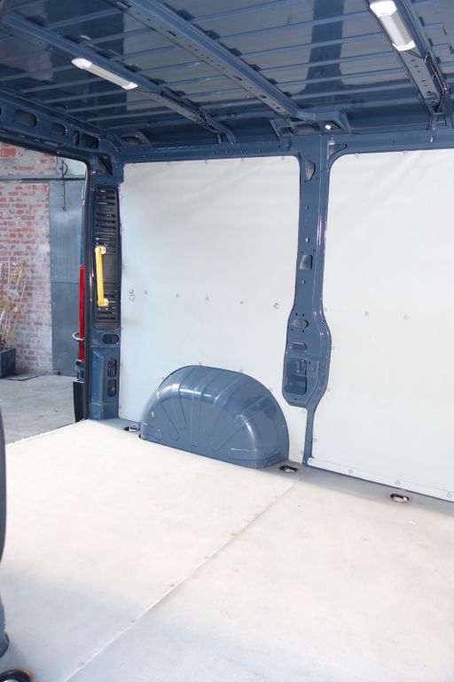 Peugeot Boxer 2021